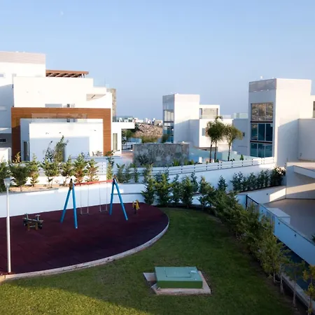 Sea Pearl Beachfront - Breeze * Ajía Nápa