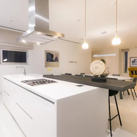 Villa Sea Pearl Beachfront - Breeze *