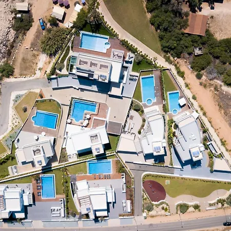 Sea Pearl Beachfront - Breeze Ayía Nápa