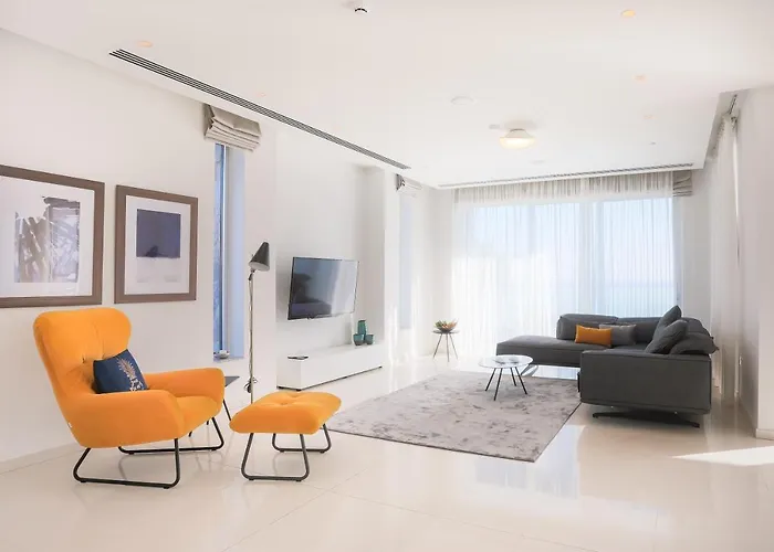 Sea Pearl Beachfront - Breeze Villa