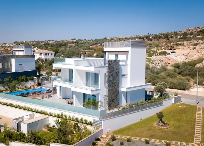 Sea Pearl Beachfront - Breeze Vila Ayia Napa